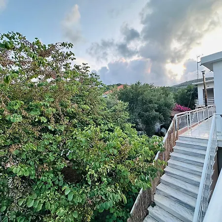 Royal Jelly - Renovated With Pool Just 5 Minutes Walk From The By Mana Gers 3*