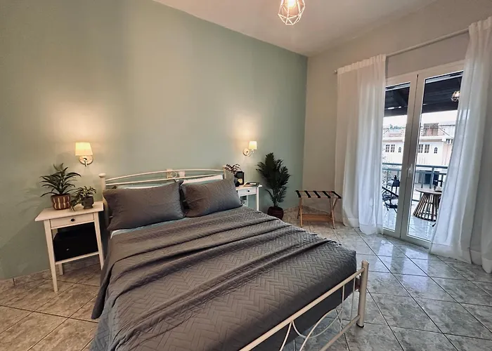 Royal Jelly - Renovated With Pool Just 5 Minutes Walk From The By Mana Gers