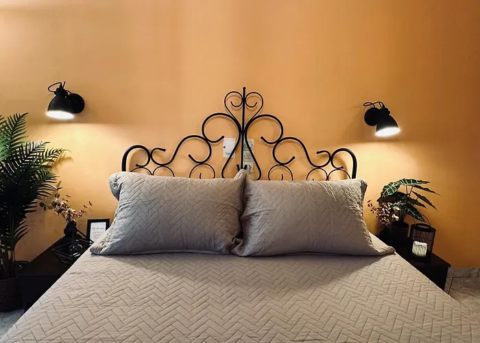 Royal Jelly - Renovated With Pool Just 5 Minutes Walk From The By Mana Gers 3*